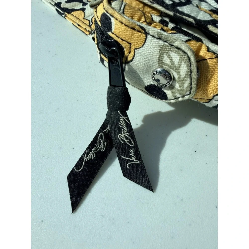 Vera Bradley Leopard Print Black Yellow Floral Messenger‎ Purse Crossbody